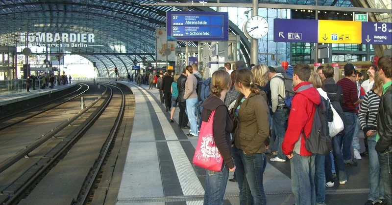 Conseils pratiques pour voyager en groupe à Berlin